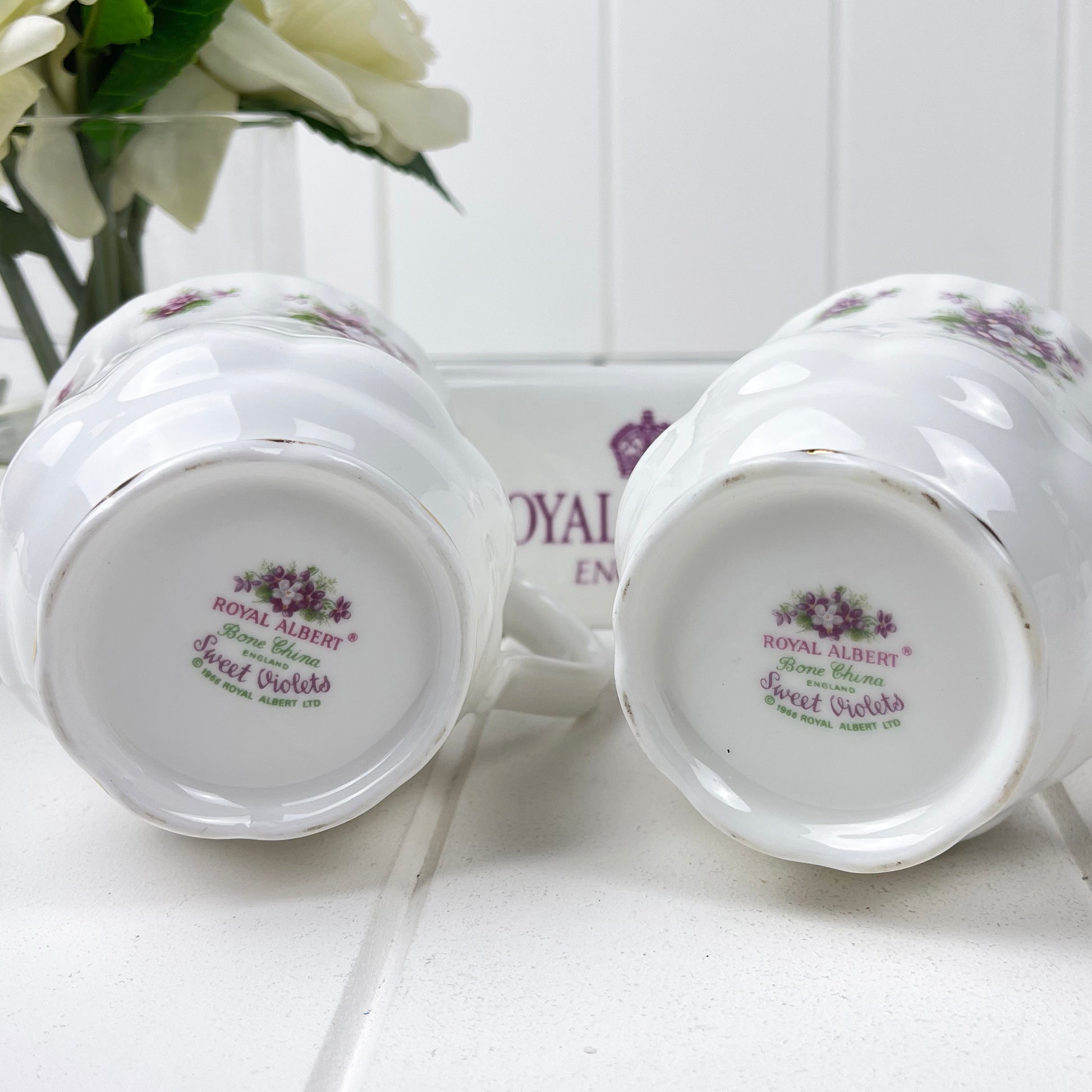 Royal Albert Vintage Sweet Violets Montrose Pair of Mugs