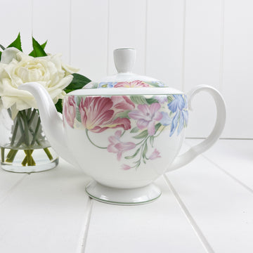 Royal Albert Vintage Fonteyn Teapot