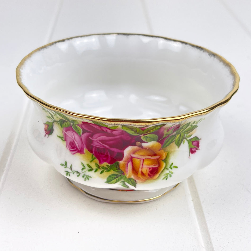 Royal Albert Vintage Old Country Roses Sugar Bowl