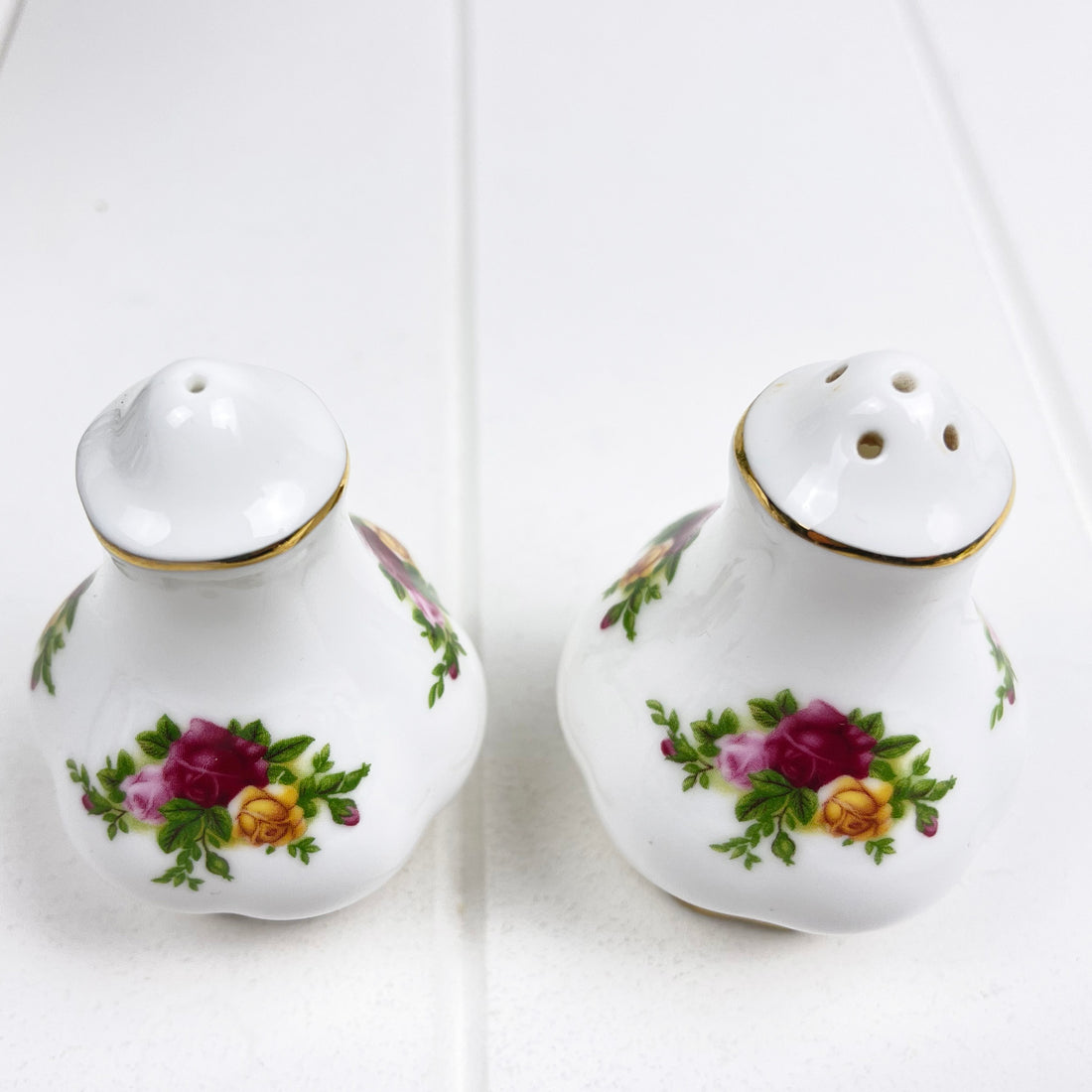 Royal Albert Vintage Old Country Roses Montrose Salt and Pepper Shakers