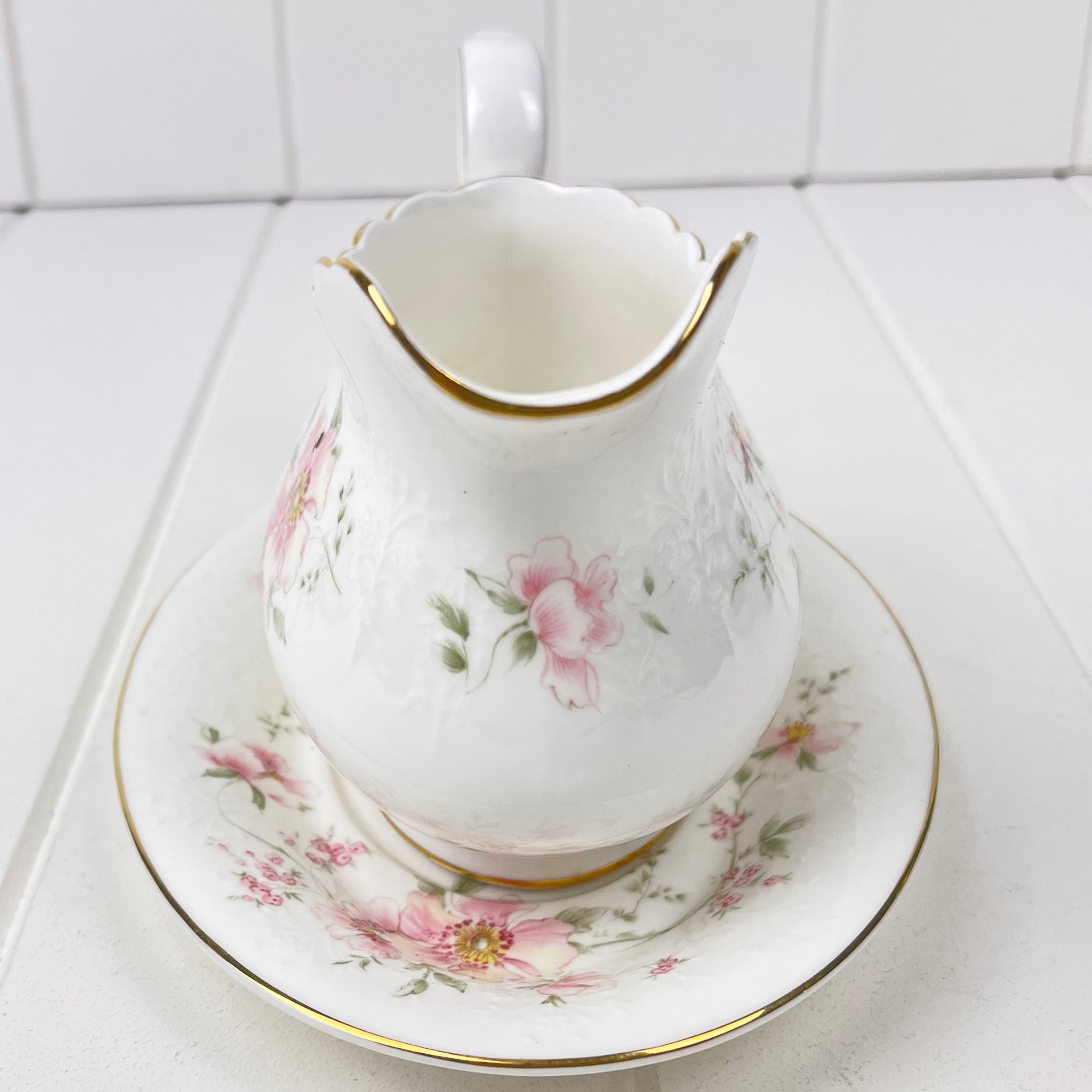 Royal Albert For All Seasons - Breath of Spring Gravy Boat and Saucer