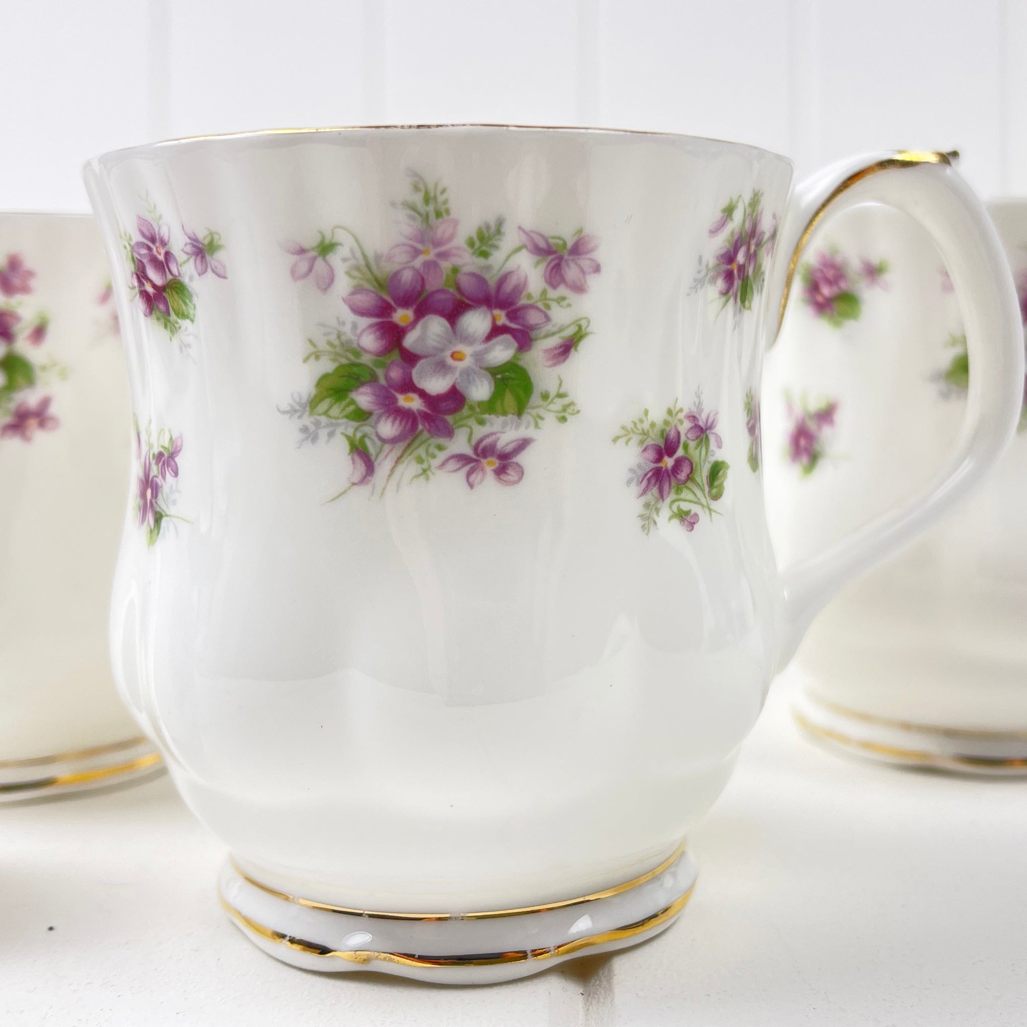 Royal Albert Vintage Sweet Violets Montrose Mug (set of 7)