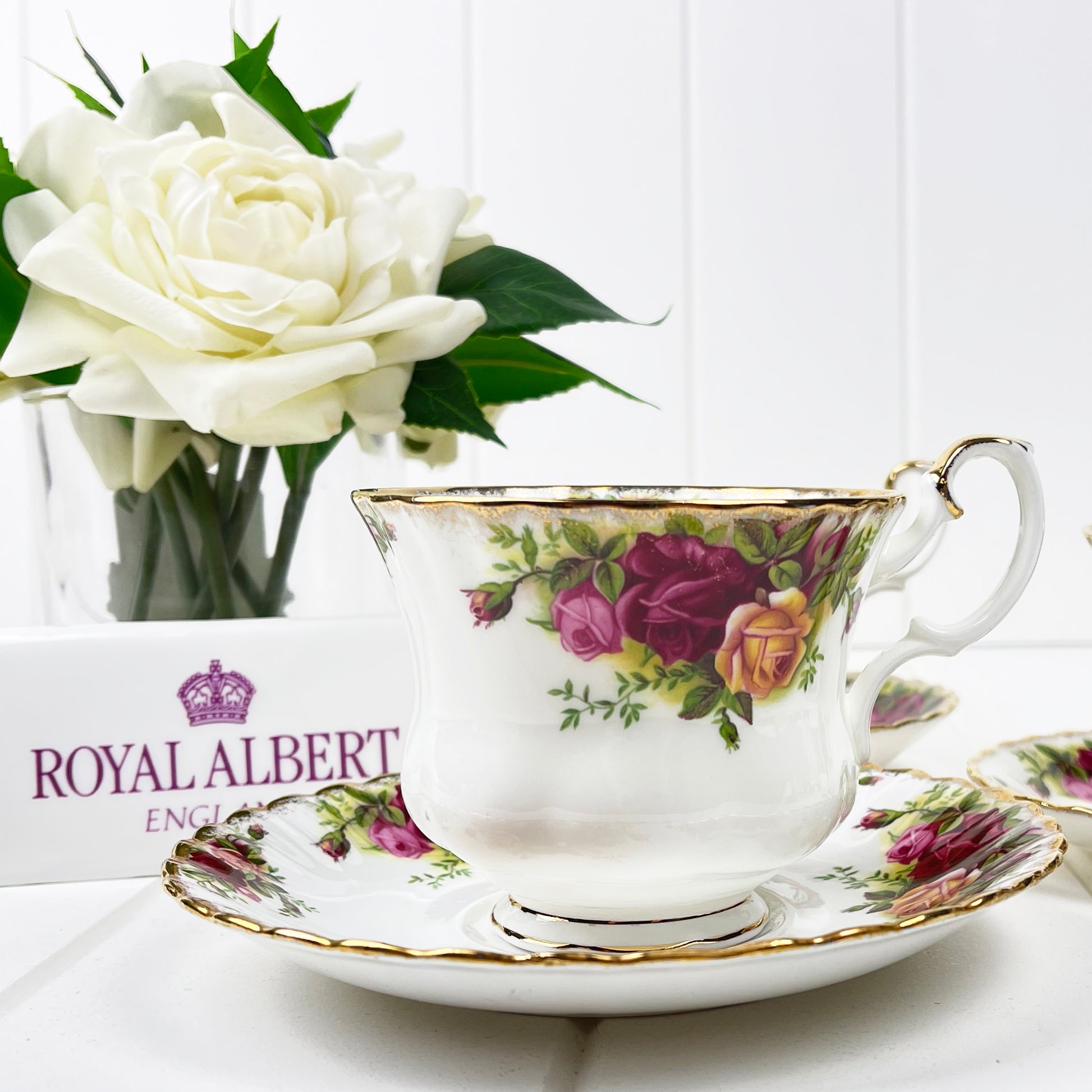 Royal Albert Vintage Old Country Roses Large Breakfast / Gentleman's C
