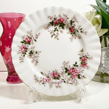 Load image into Gallery viewer, Royal Albert Lavender Rose Dinner Plate.
