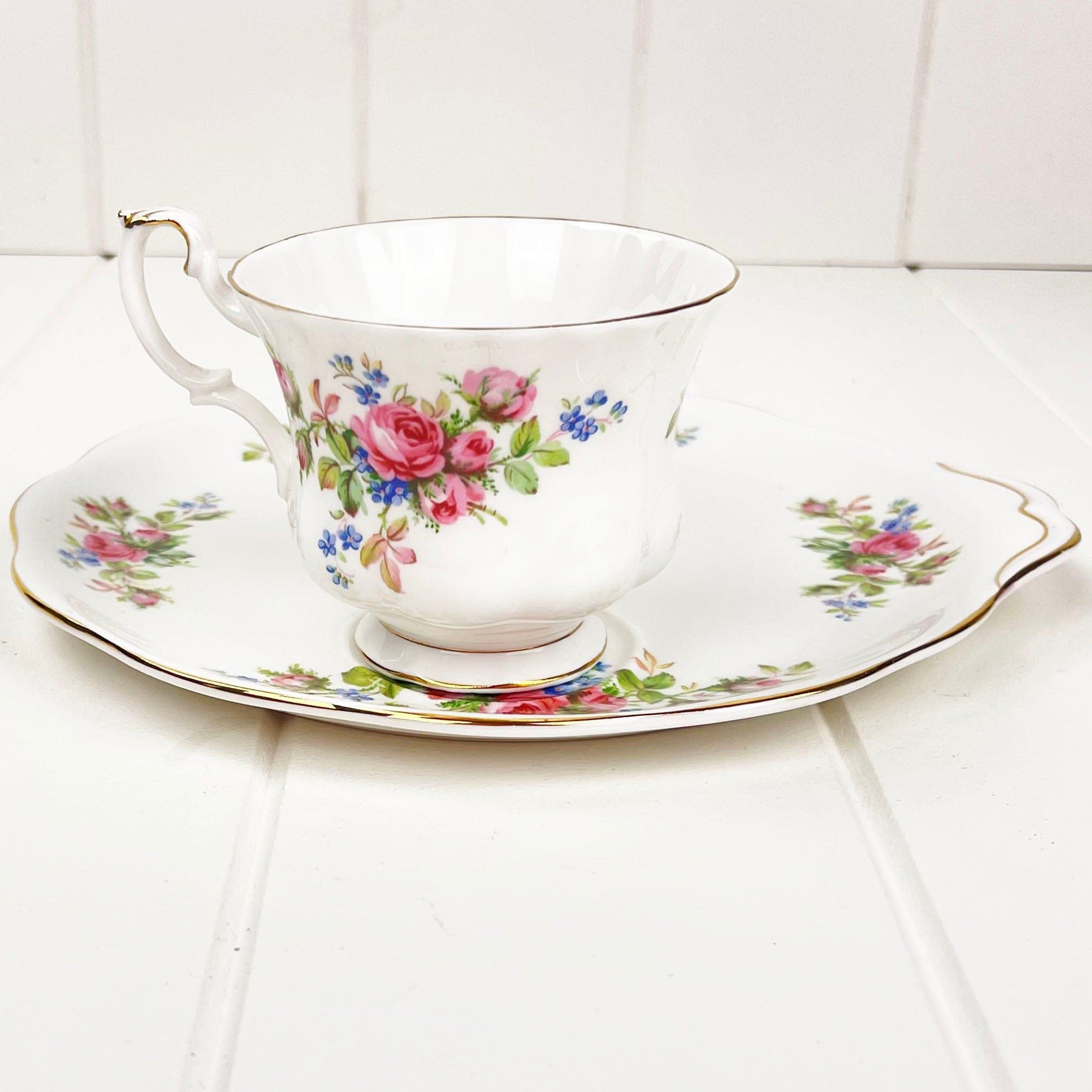 Royal Albert Moss Rose Hostess tennis Set