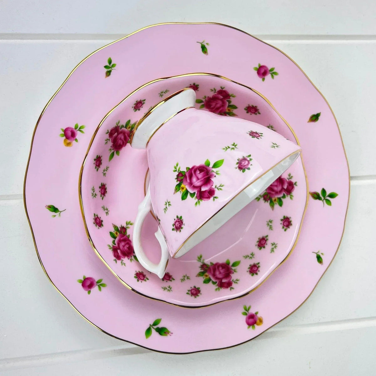 Royal Albert Bone China Royal Albert New Country Roses Pink Trio
