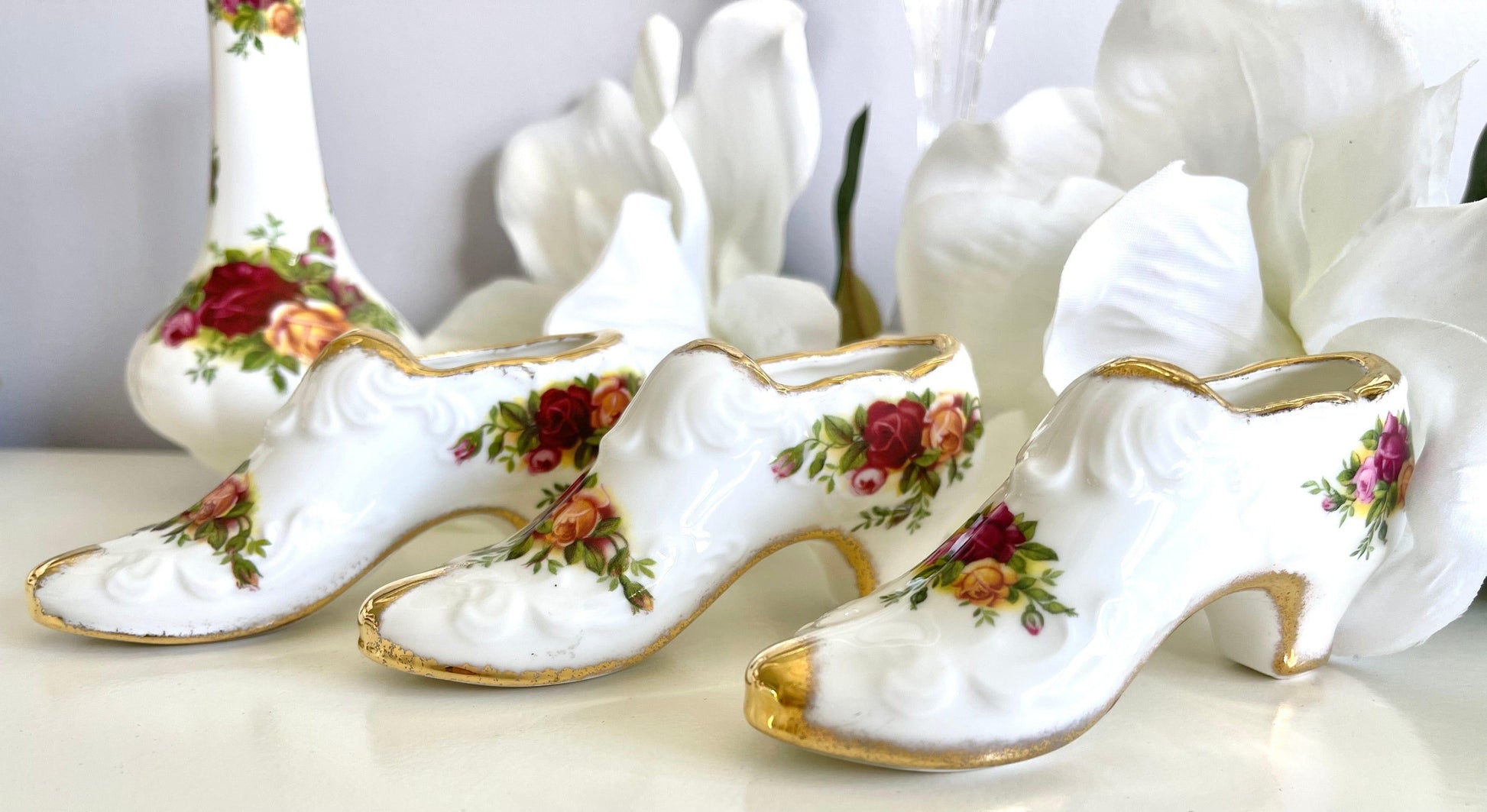 Royal Albert Old Country Roses Shoe.