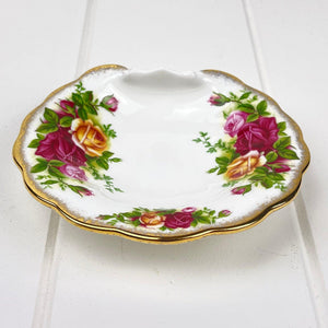 Royal Albert Old Country Roses Soap Dish.