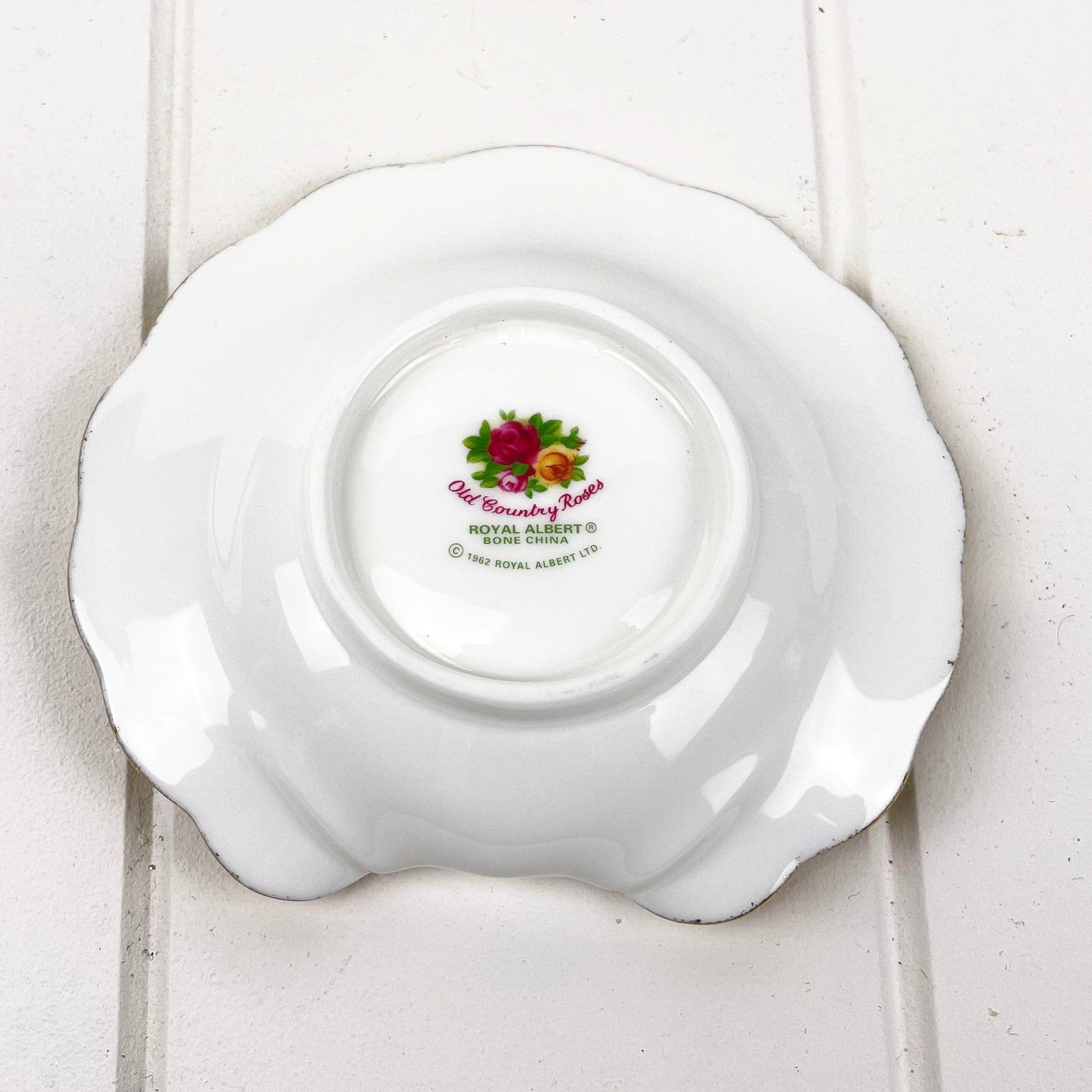 Royal Albert Old Country Roses Soap Dish.