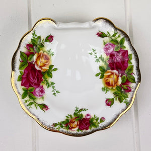 Royal Albert Old Country Roses Soap Dish.