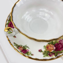 Load image into Gallery viewer, Royal Albert Bone China Royal Albert Old Country Roses Soup Coupe and Underplate
