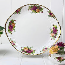 Load image into Gallery viewer, Royal Albert Old Country Roses Tabbed Cake Plate.
