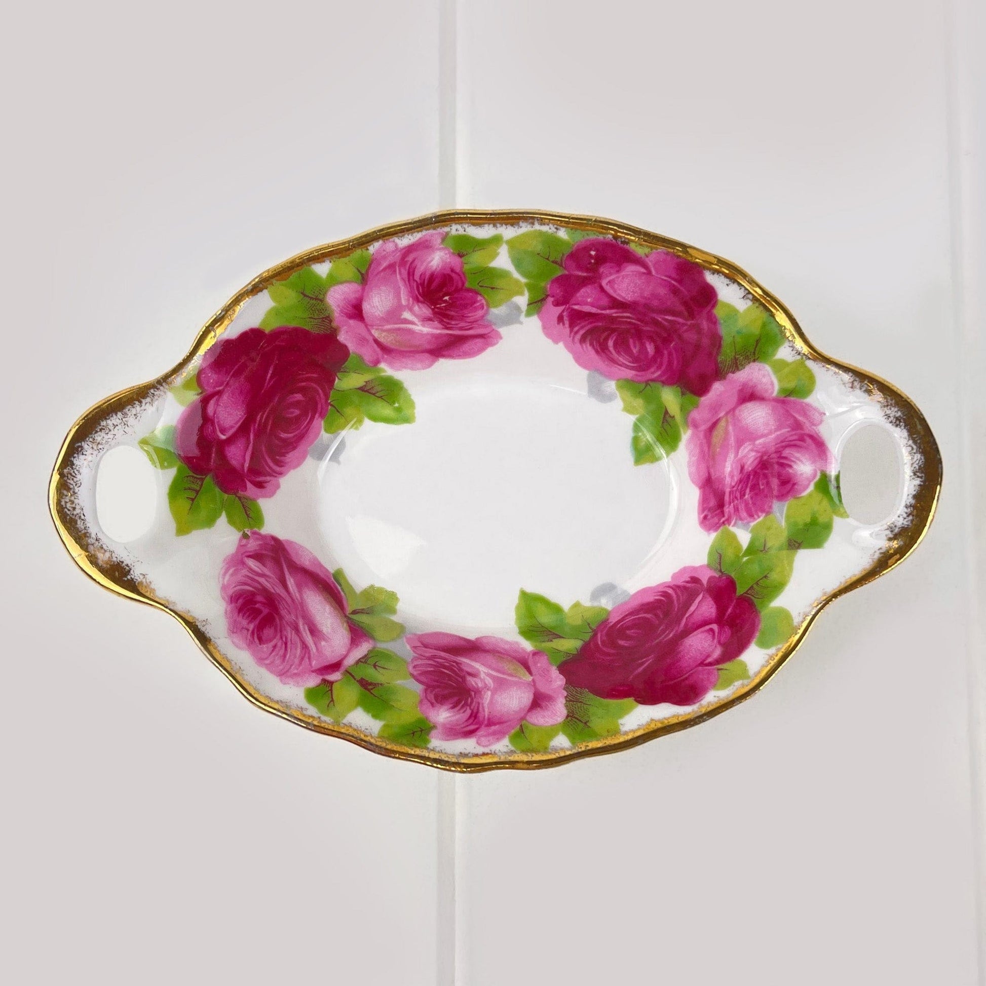 Royal Albert Bone China Royal Albert Old English Rose Pickle / Preserve Dish