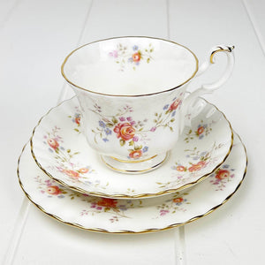 Royal Albert Bone China Royal Albert Peach Rose Trio