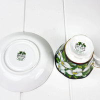 Royal Albert Provincial Flowers - Trillium Duo.