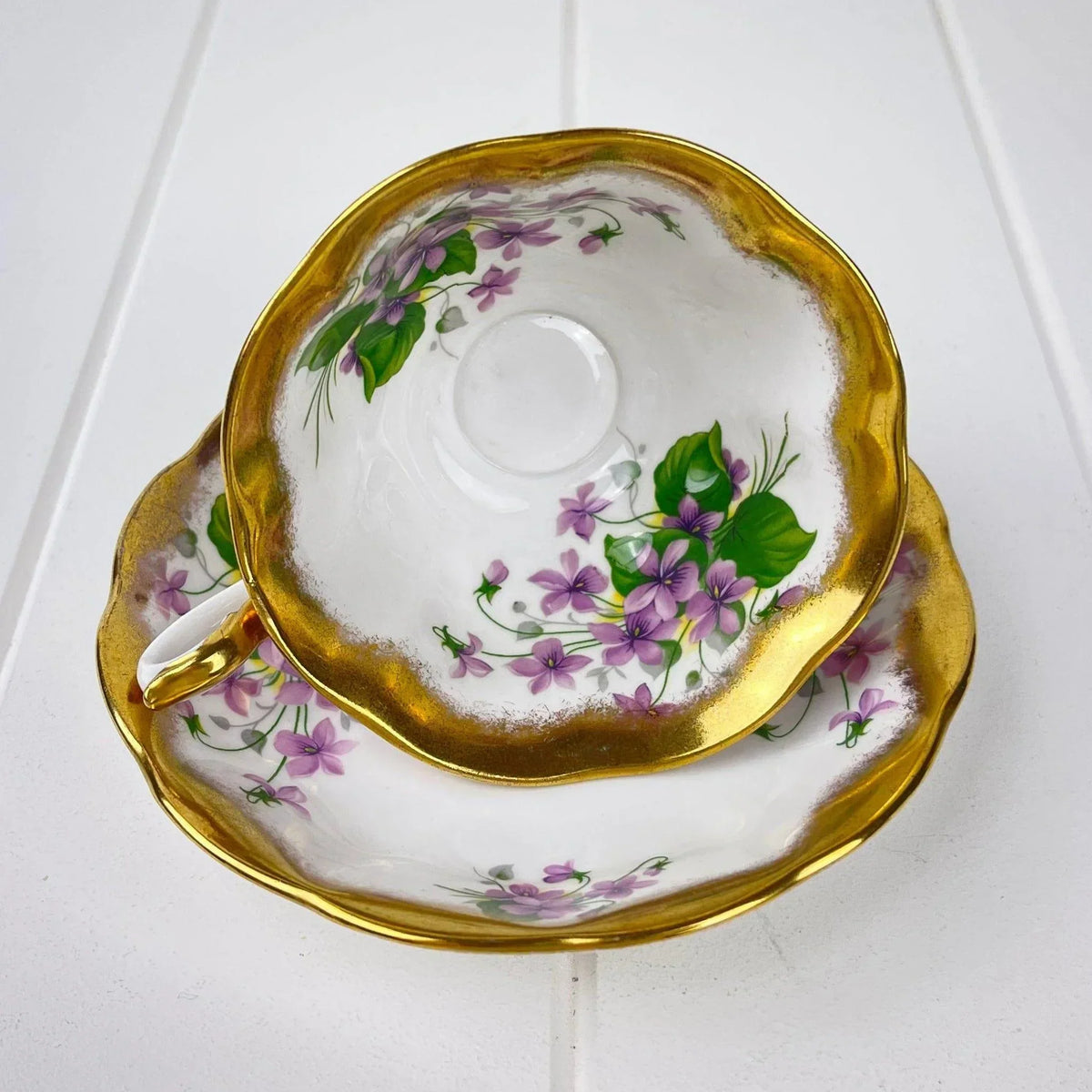 Royal Albert Bone China Royal Albert Treasure Chest Purple Violets Duo