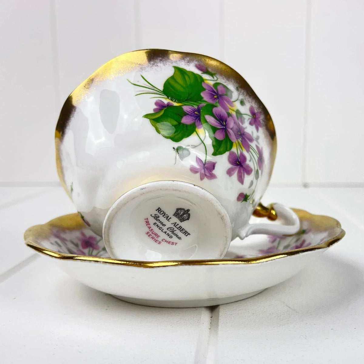 Royal Albert Bone China Royal Albert Treasure Chest Purple Violets Duo